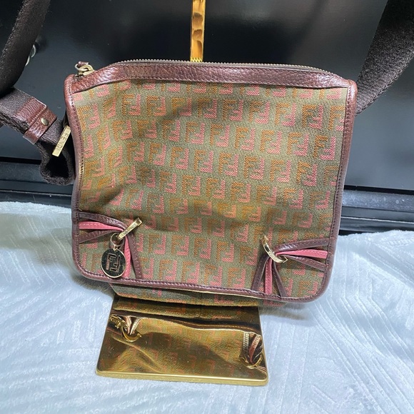 Fendi crossbody - Picture 8 of 16